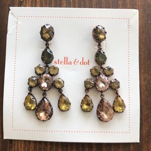 Stella and Dot Chandelier earrings